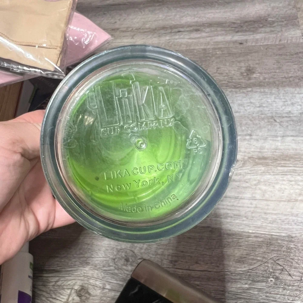 Wicked The Musical Travel Tumbler Lika Cup Company Green Black Dorothy Quote 6in
